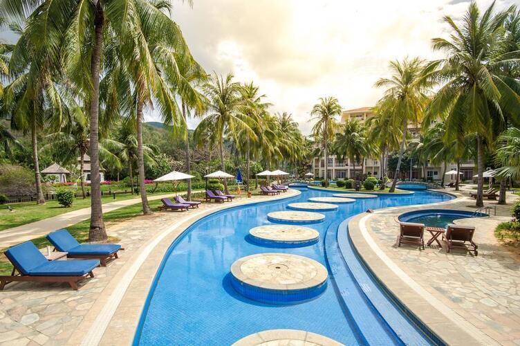 Golden Palm Resort Yalong Bay