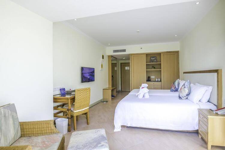 Golden Palm Resort Yalong Bay