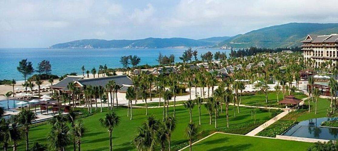 The Ritz Carlton