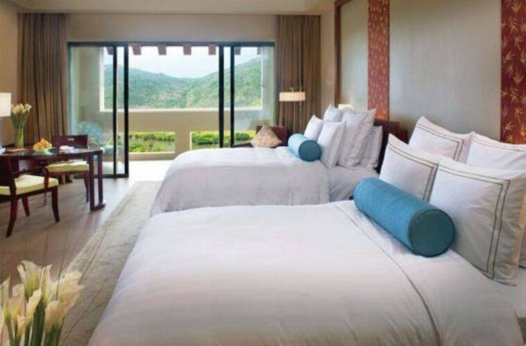 The Ritz Carlton