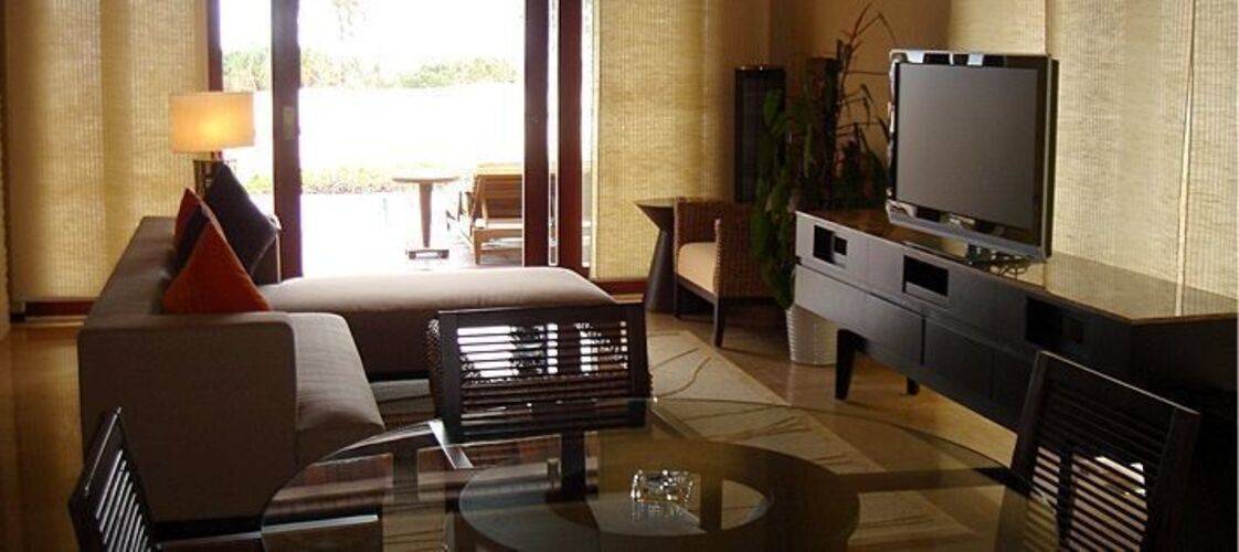 The Ritz Carlton