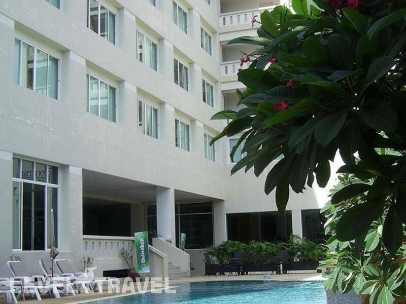 Фотография Crown Pattaya Beach Hotel