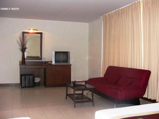 Crown Pattaya Beach Hotel