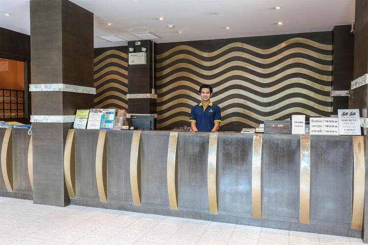 Crown Pattaya Beach Hotel