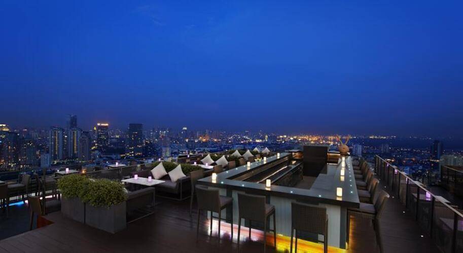 Anantara Bangkok Sathorn (Ex. Radisson Hotel Bangkok Sathorn)