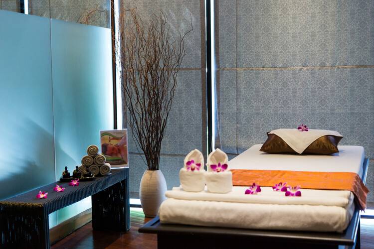 Holiday Inn Resort Phuket Surin Beach (Ex. Destination Resorts Phuket Surin Beach)