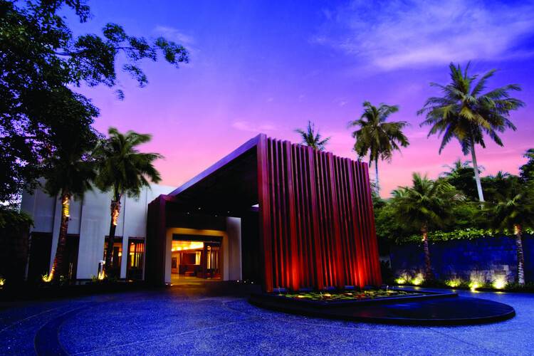 Holiday Inn Resort Phuket Surin Beach (Ex. Destination Resorts Phuket Surin Beach)