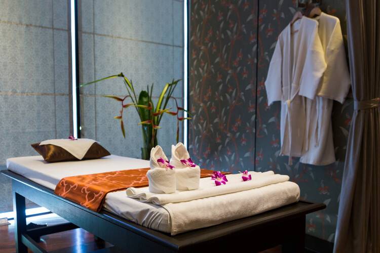 Holiday Inn Resort Phuket Surin Beach (Ex. Destination Resorts Phuket Surin Beach)