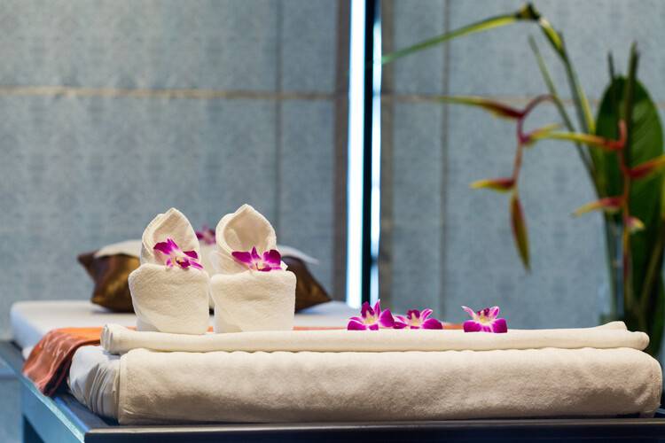 Holiday Inn Resort Phuket Surin Beach (Ex. Destination Resorts Phuket Surin Beach)