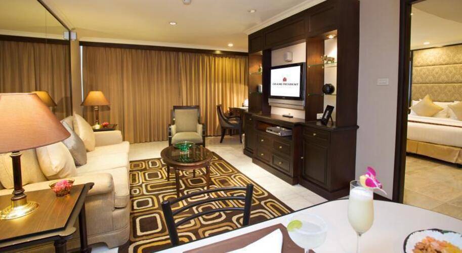 Grand President Hotel