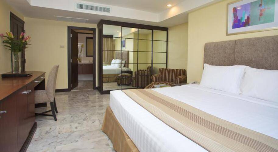 Grand President Hotel