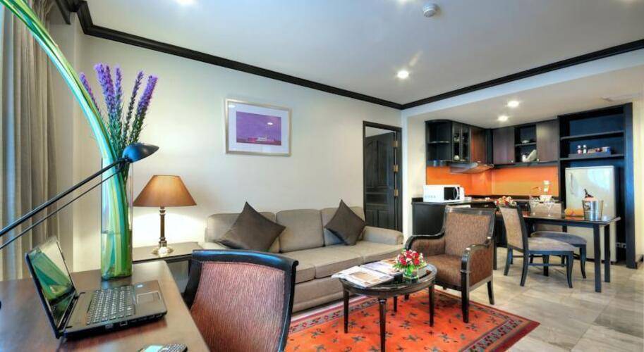 Grand President Hotel
