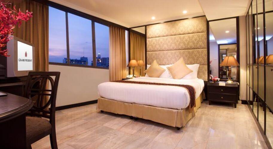 Grand President Hotel