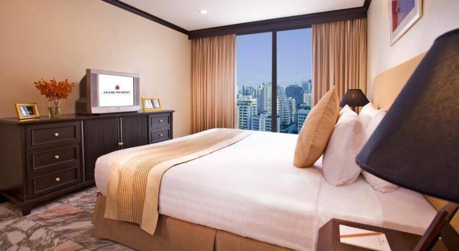 Grand President Hotel