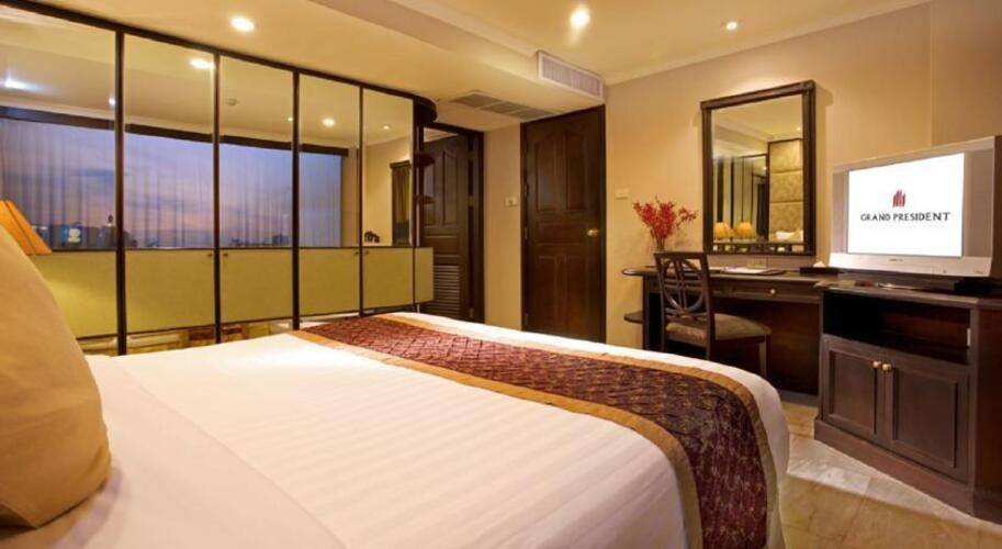 Grand President Hotel