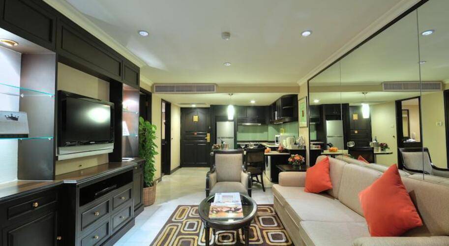 Grand President Hotel