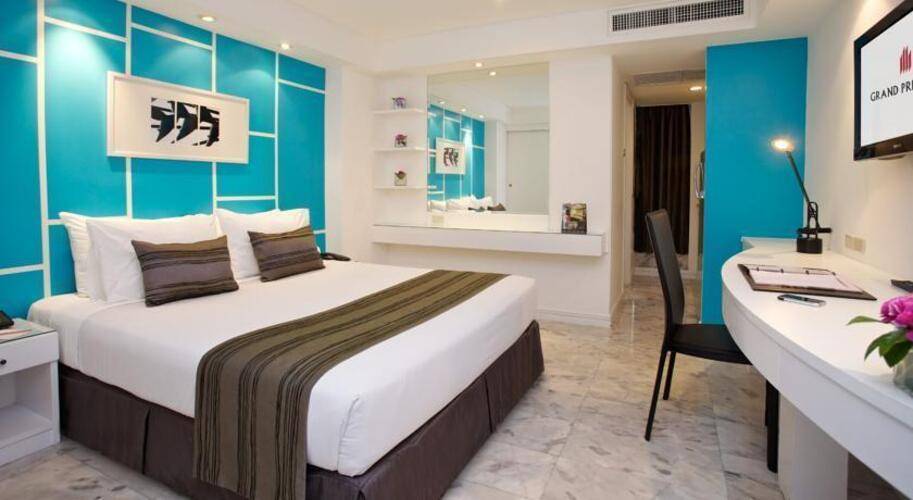 Grand President Hotel