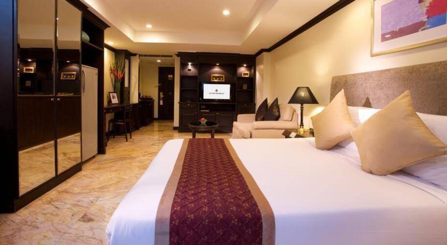 Grand President Hotel