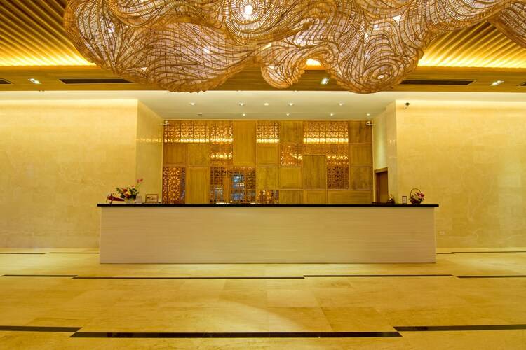Welcome World Beachfront Resort