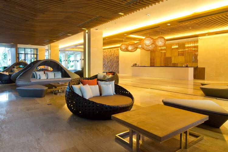 Welcome World Beachfront Resort