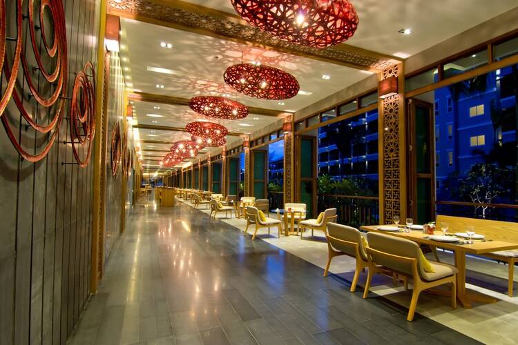 Welcome World Beachfront Resort