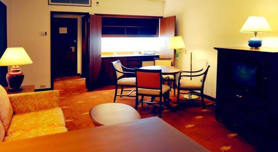 Ramada D'Ma Bangkok Hotel