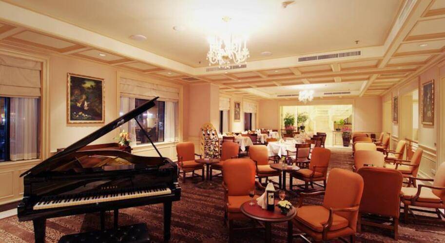 Ramada D'Ma Bangkok Hotel