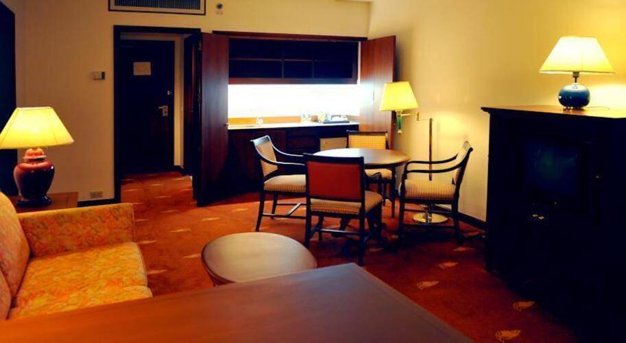 Ramada D'Ma Bangkok Hotel