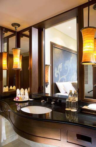Paradox Resort Phuket (Ex.Movenpick Resort & Spa Karon Beach)