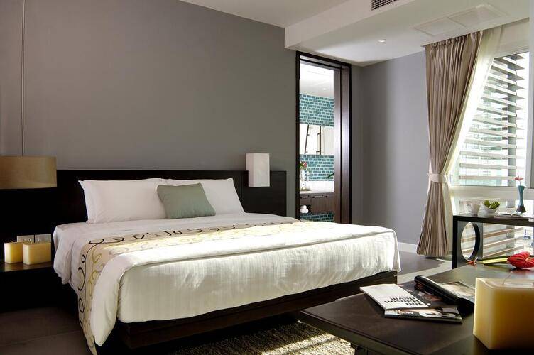Paradox Resort Phuket (Ex.Movenpick Resort & Spa Karon Beach)