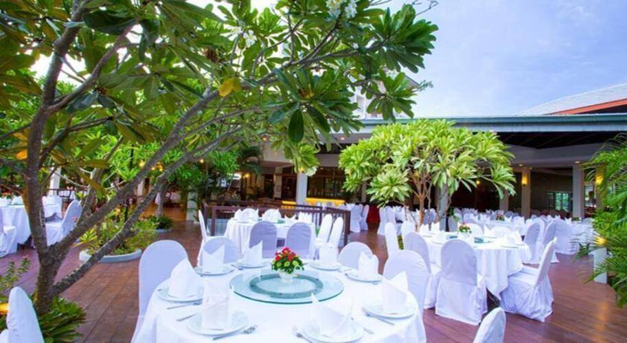 Eastiny Resort & Spa