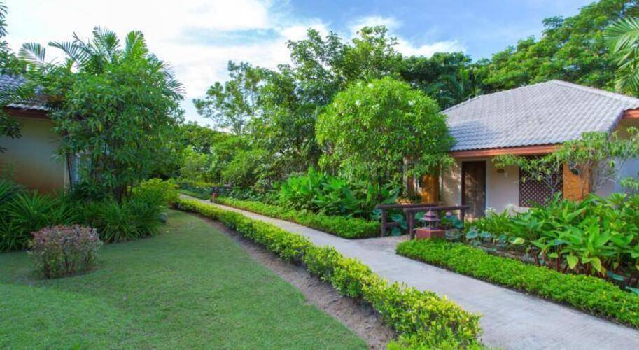 Eastiny Resort & Spa