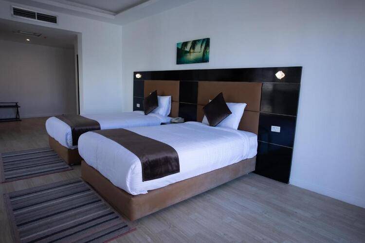 La Rosa Waves Resort (Ex. Premium Seagull Resort)