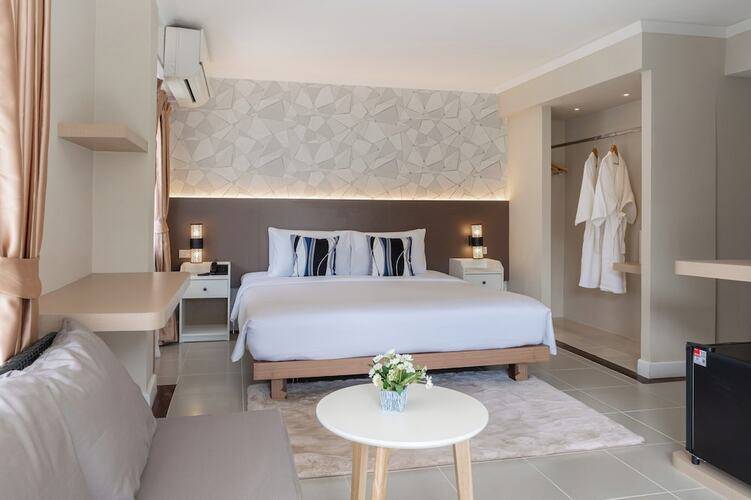 Heeton Concept Pattaya By Compass Hospitality (Ex. Mercure Hotel Pattaya)