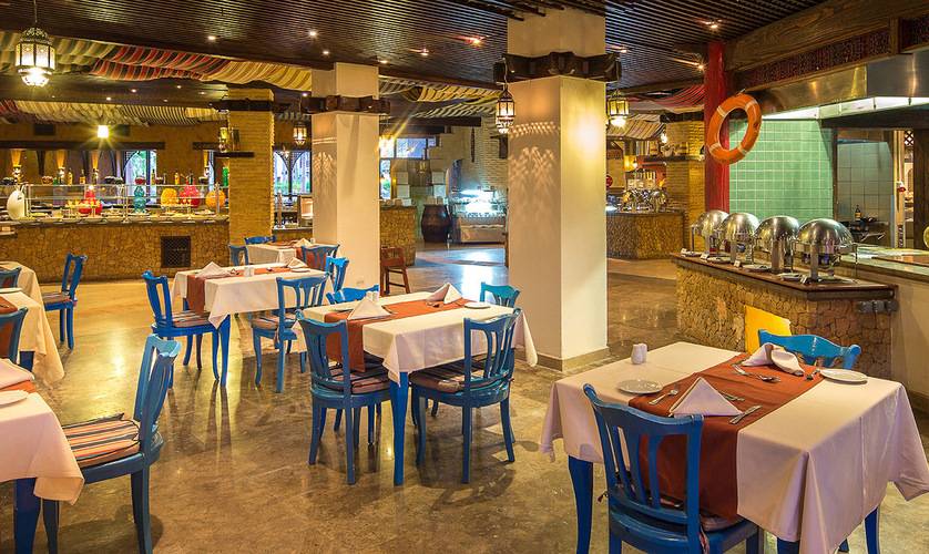 Port Ghalib Resort (Ex. Crown Plaza Sahara Oasis Port Ghalib Resort)