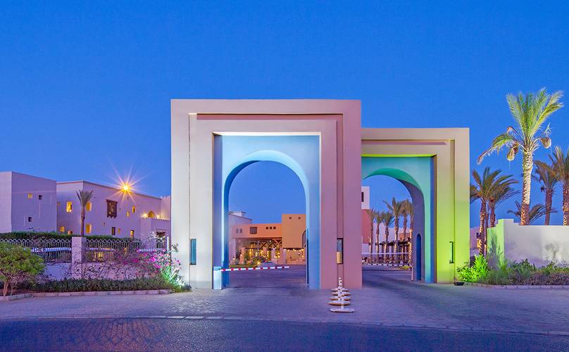 Port Ghalib Resort (Ex. Crown Plaza Sahara Oasis Port Ghalib Resort)