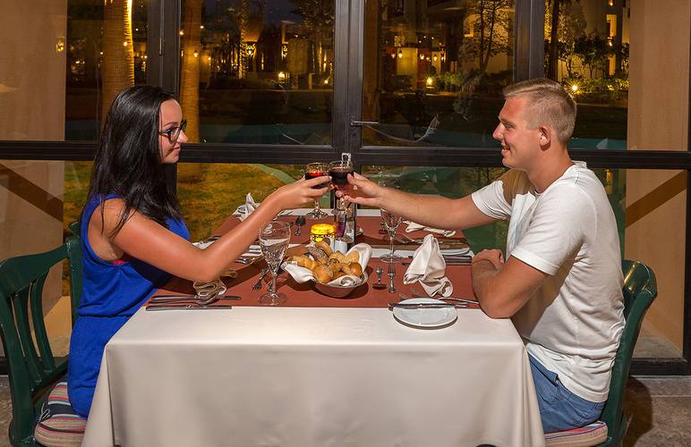 Port Ghalib Resort (Ex. Crown Plaza Sahara Oasis Port Ghalib Resort)