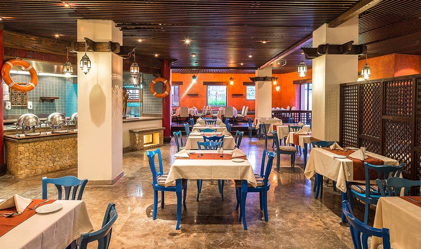 Port Ghalib Resort (Ex. Crown Plaza Sahara Oasis Port Ghalib Resort)