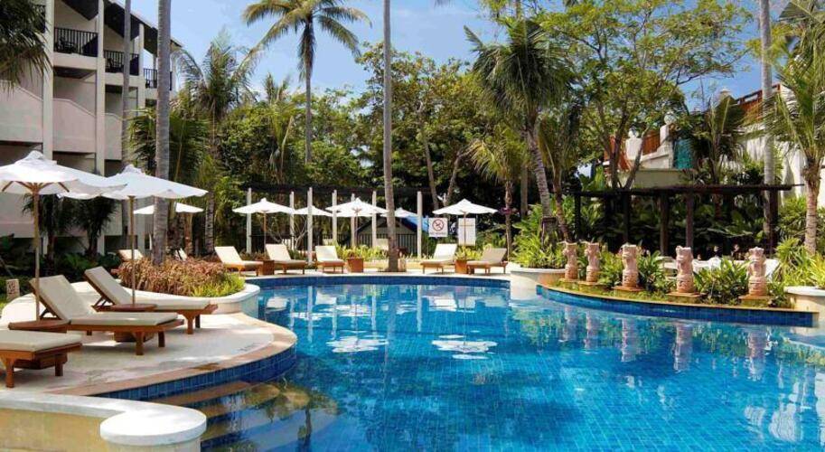 Horizon Karon Beach Resort & Spa