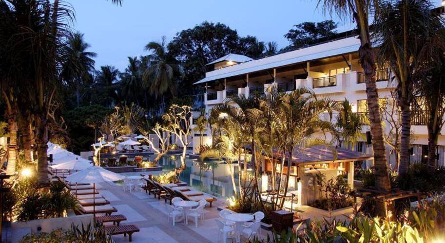 Horizon Karon Beach Resort & Spa