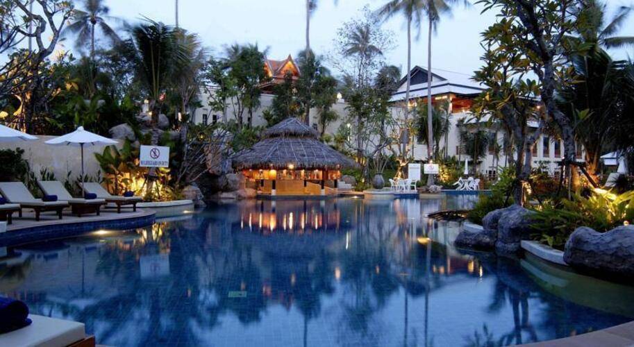Horizon Karon Beach Resort & Spa