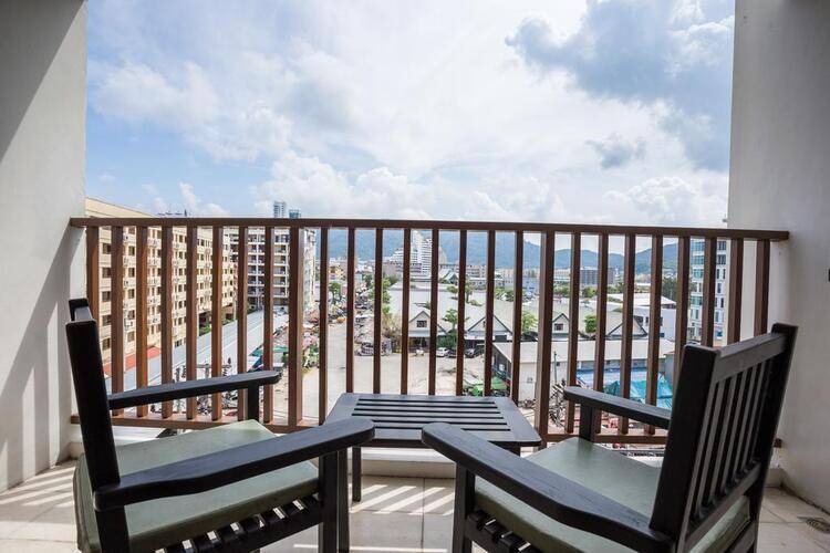 Deevana Plaza Phuket