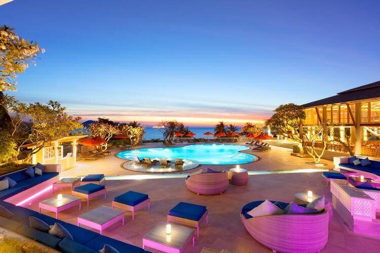 Diamond Cliff Resort & Spa