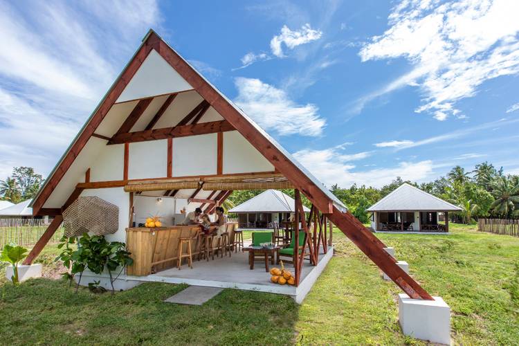Bird Island Lodge