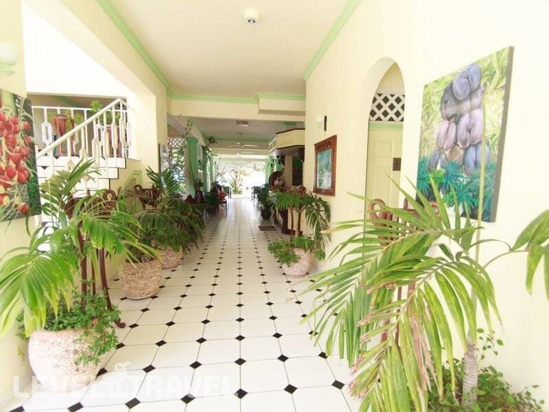 Фотография Palm Beach Hotel