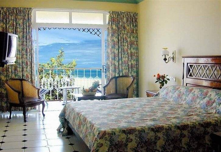 Palm Beach Hotel
