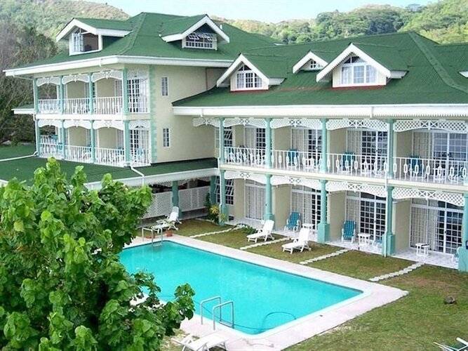 Palm Beach Hotel