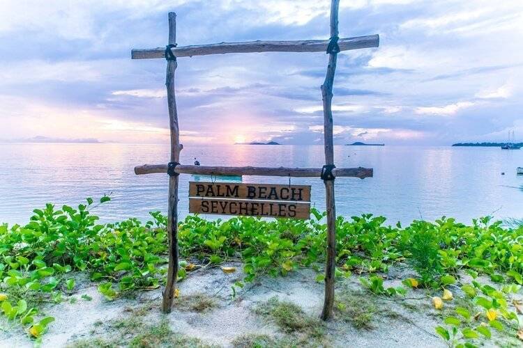 Palm Beach Hotel