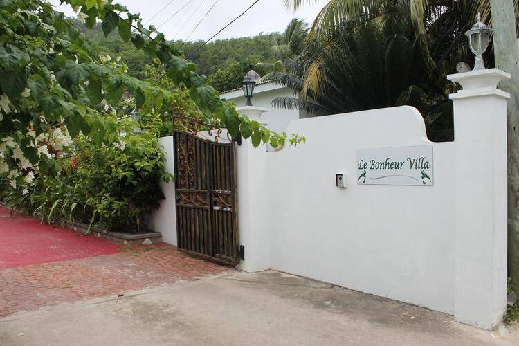 La Bonheur Luxury Villa