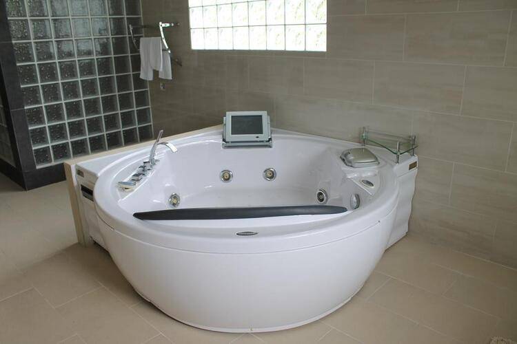 La Bonheur Luxury Villa